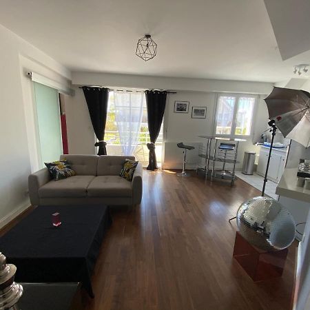 Charmant Appartement En Bord De Cher Saint-Avertin Exterior photo
